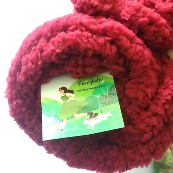 FURRYBABY DOG & CAT COZY PLUSH FLEECE BLANKET RED SIZE SMALL 24x32  NWT - Picture 6 of 8